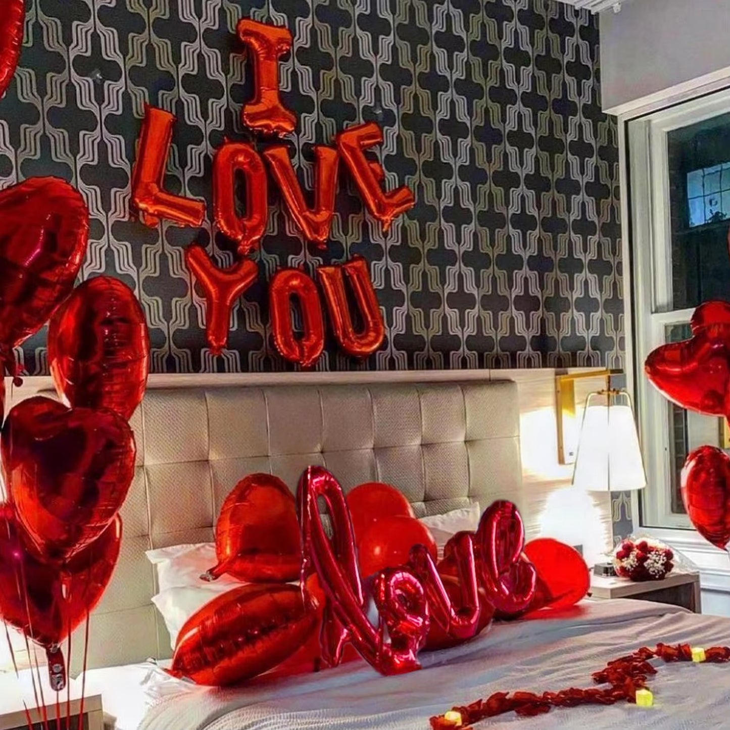 Romantic “I Love You” Balloon Banner – Wedding, Engagement & Bride Gift Decoration